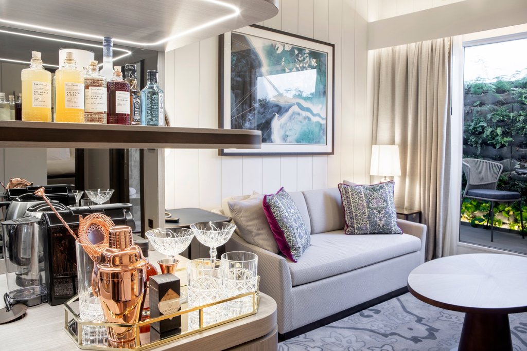1 Bedroom Suite