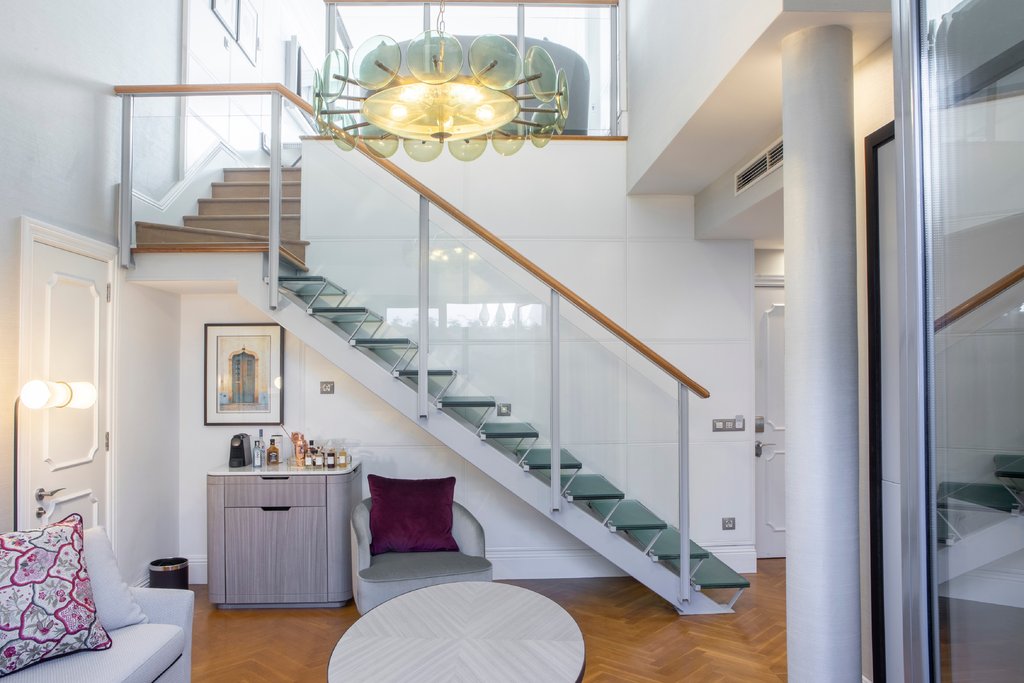 Two Storey Suite