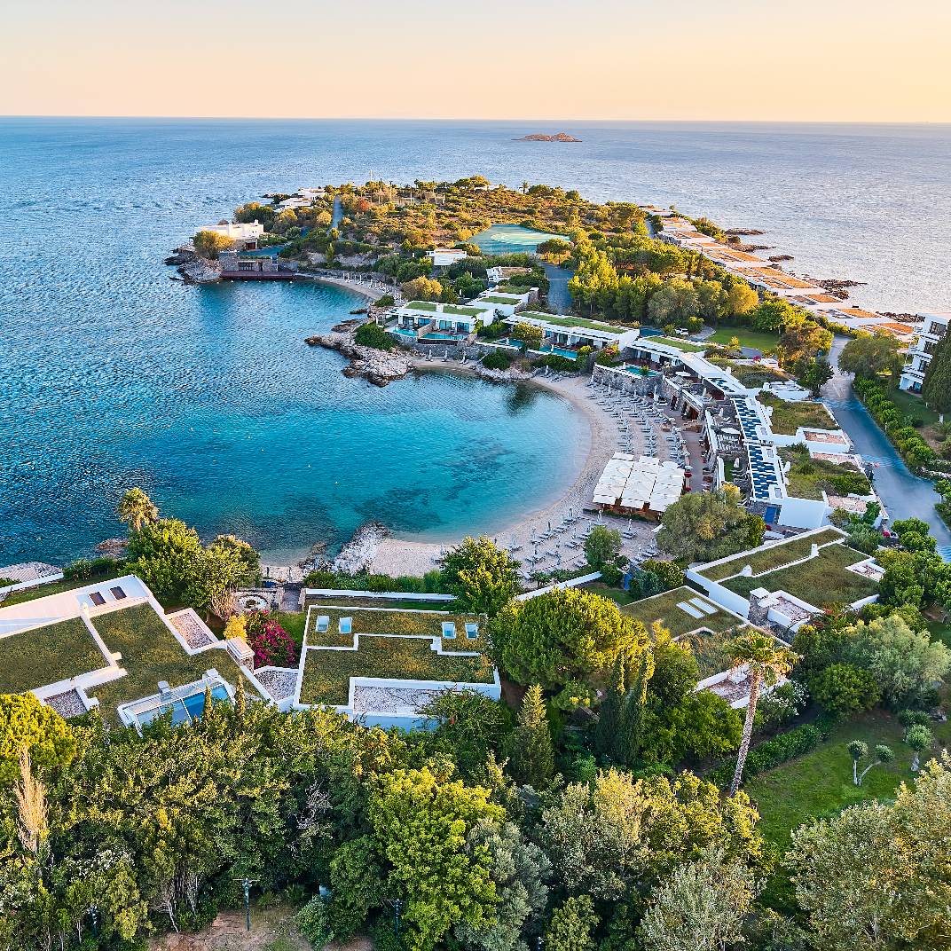 Grand Resort Lagonissi