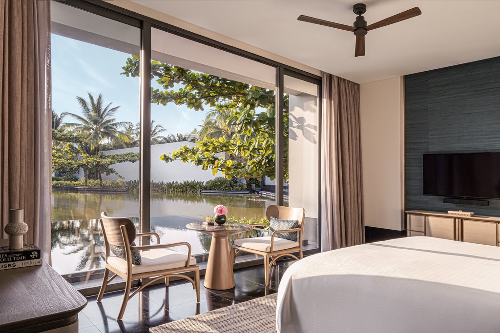 3 Bedroom Lagoon Pool Villa