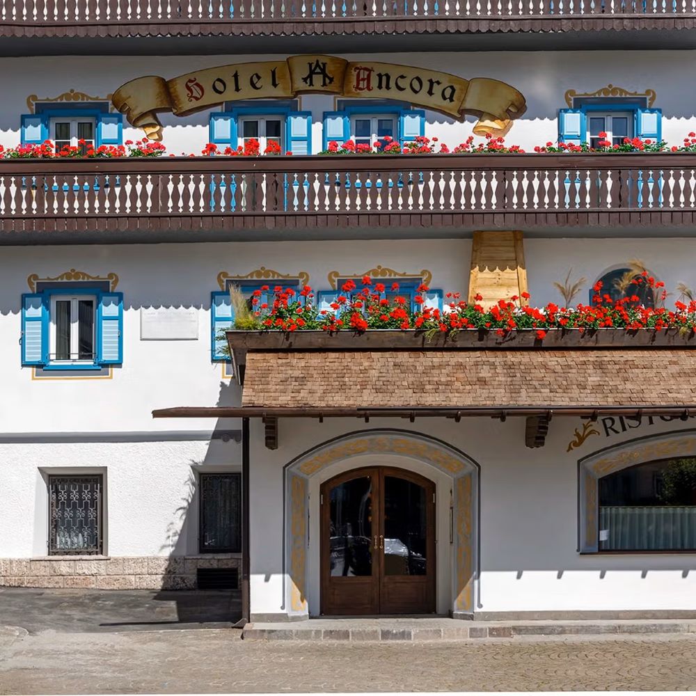 Ancora Cortina