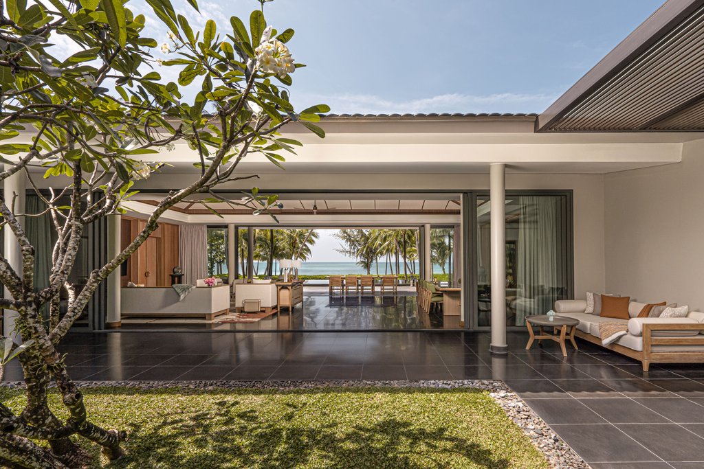 7 Bedroom Beach Pool Villa