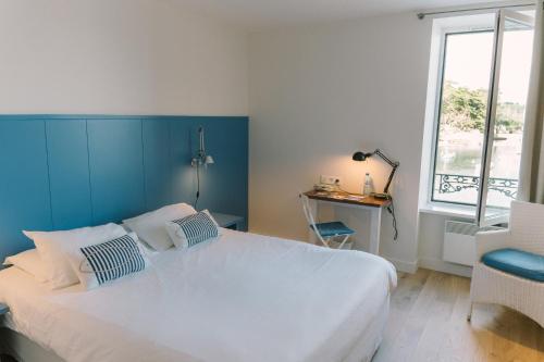 Double or Twin Room with Harbor View