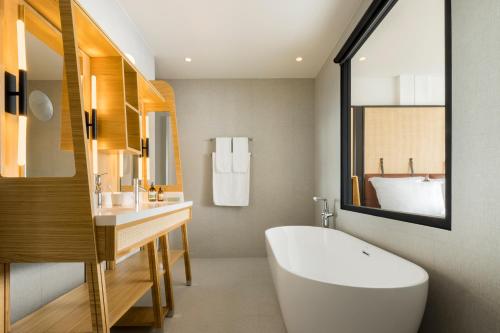 Premier King Room with Terrace