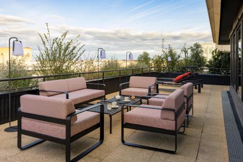 Premier King Room with Terrace