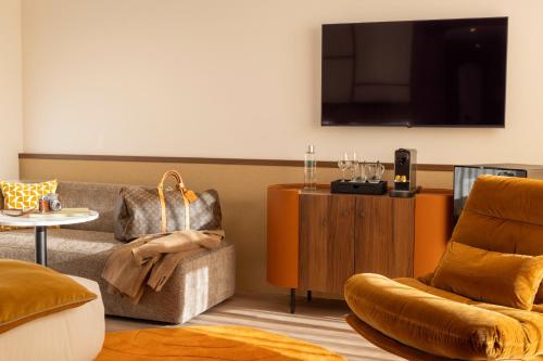 Prestige Room 