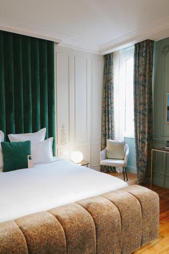 Deluxe Double Room with Shower