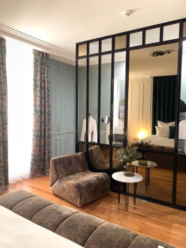 Deluxe Double Room with Shower