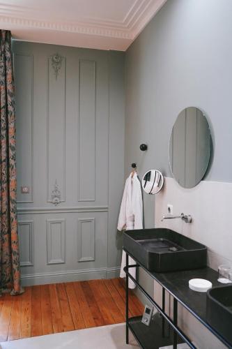 Deluxe Double Room with Shower