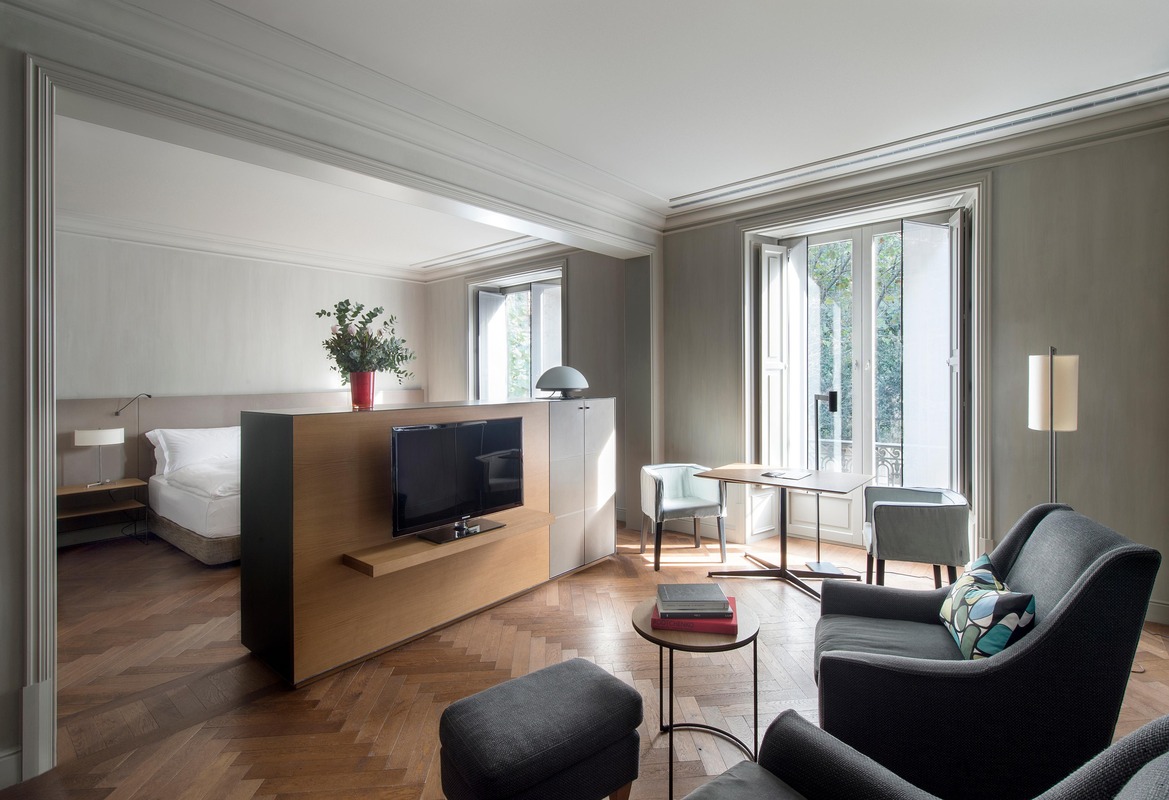 Superior Executive Suite