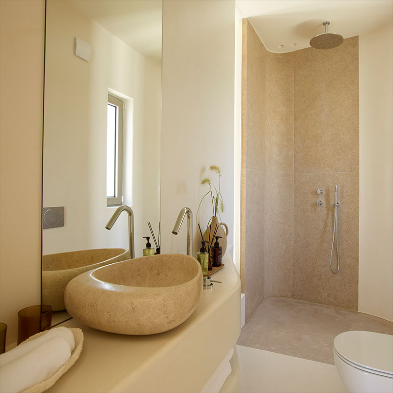 Honeymoon Penthouse Suite