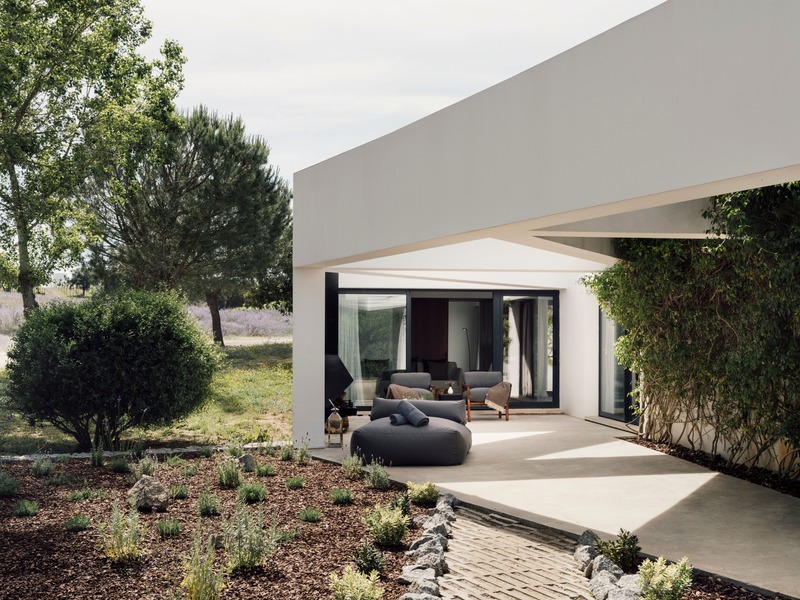 2-Bedroom Land Suite