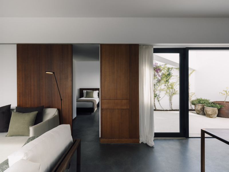 2-Bedroom Land Suite