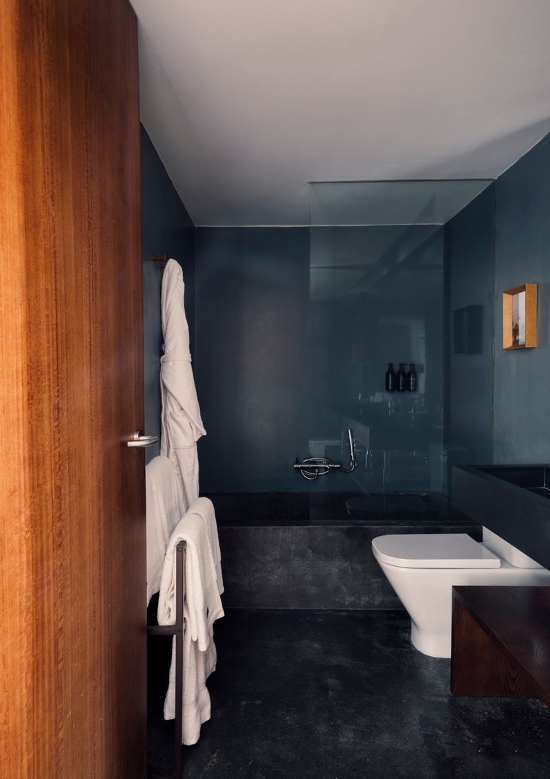 2-Bedroom Land Suite
