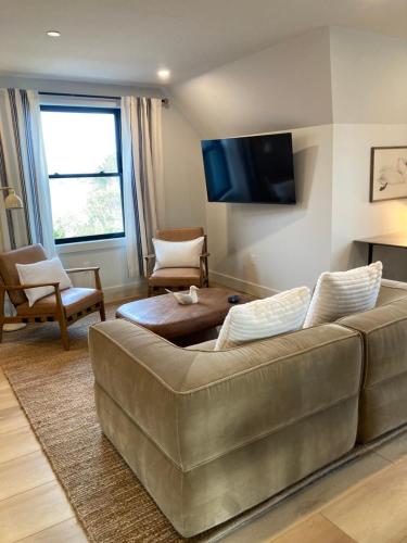 Two-Bedroom Apartment with River View