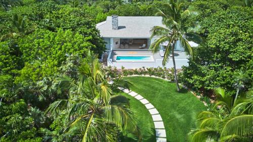The Pineapple House