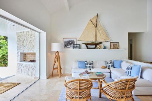 The Pineapple House