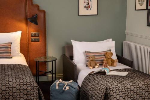 Privilege Twin Room with Sofa Bed
