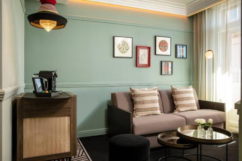 Double Suite with Sofa Bed
