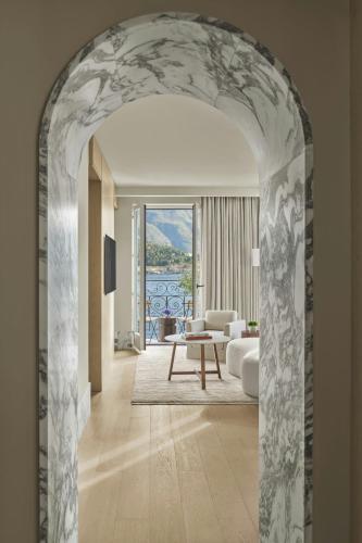 King Loft Suite with Lake View and Balcony