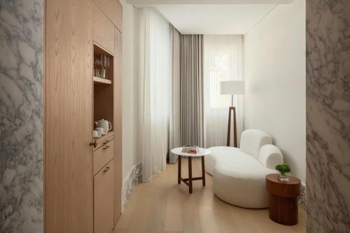 Loft King Room