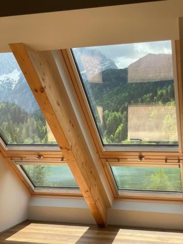 King Room with Lake View