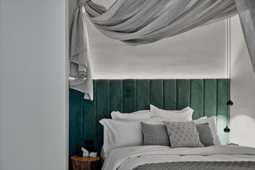 King Room with Lake View