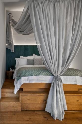 King Room with Lake View