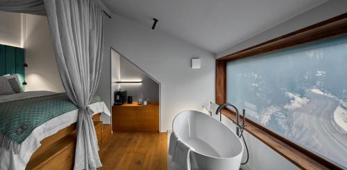 King Room with Lake View