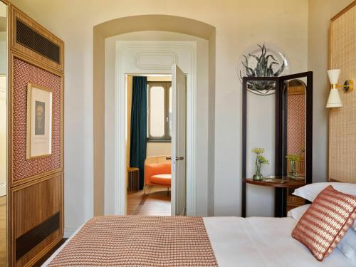 Prestige Suite with Sea View 