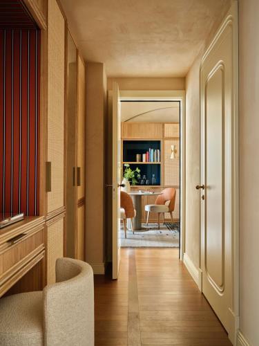Prestige Suite with Sea View 