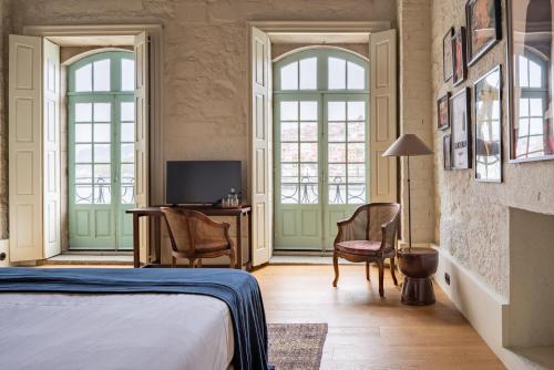 Deluxe Twin Room with River View