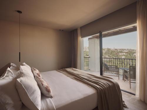 Deluxe Suite Garden View