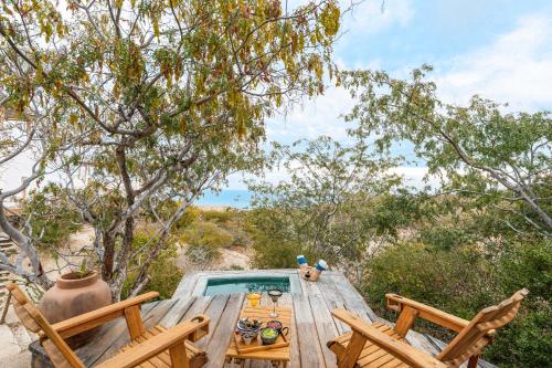 Deluxe Double Room with Balcony and Sea View