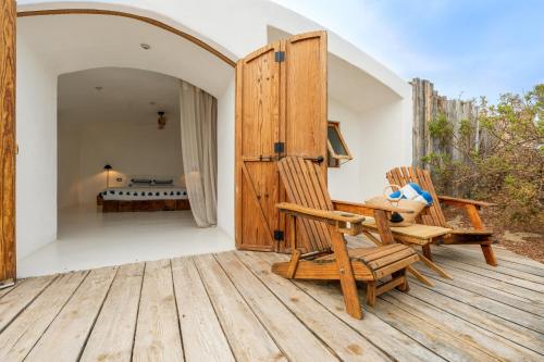 Studio with Garden View