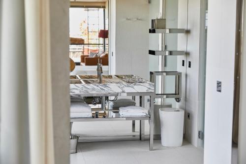 Pasteur Suite