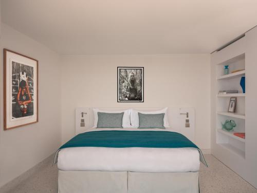 Prestige Suite
