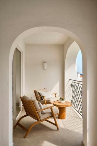 Studio King Suite with Balcony