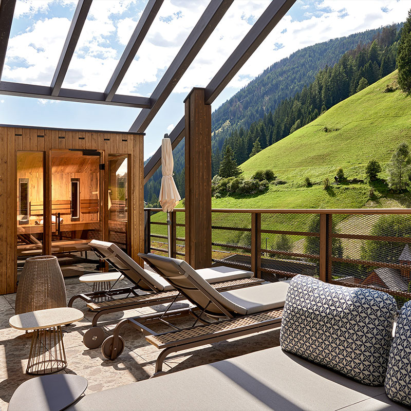 Sky Loft & Spa Suite