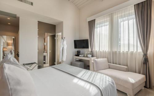 Deluxe Double Room with Sea View