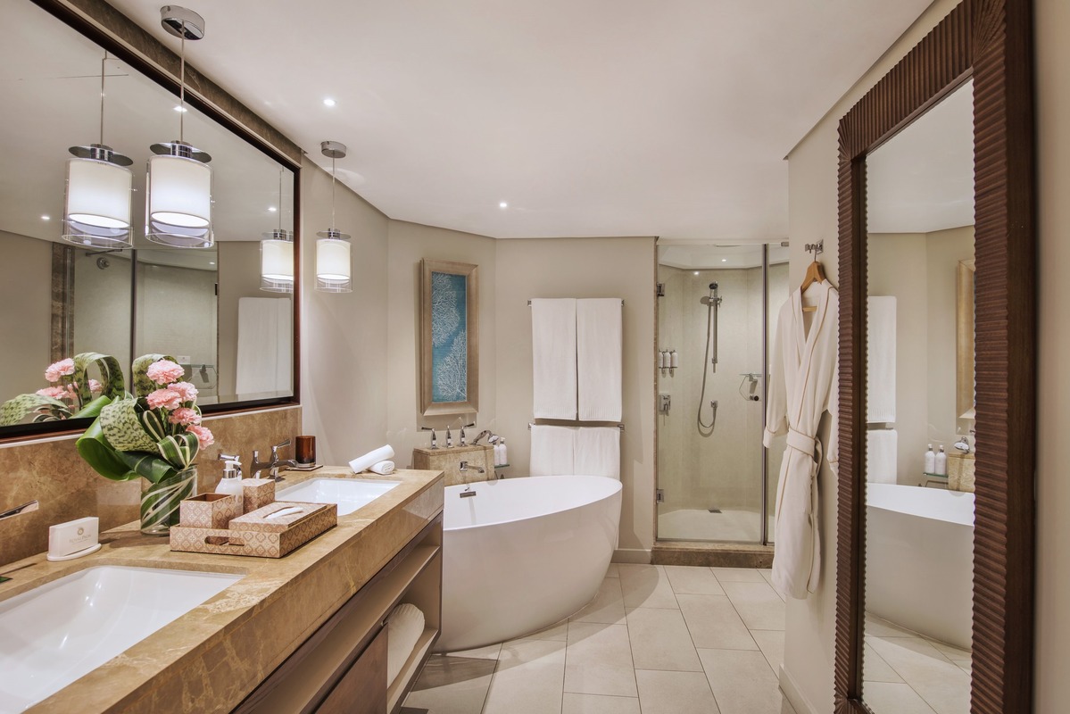 Grand Bay Golf Suite