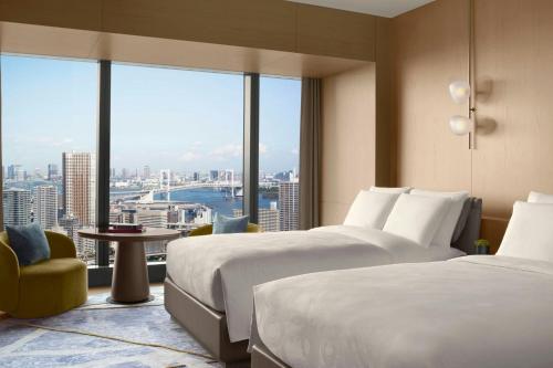 Bay Deluxe Twin - lounge access
