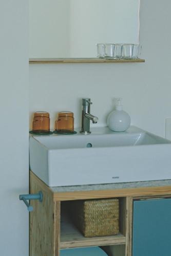 Twin Room with Shower