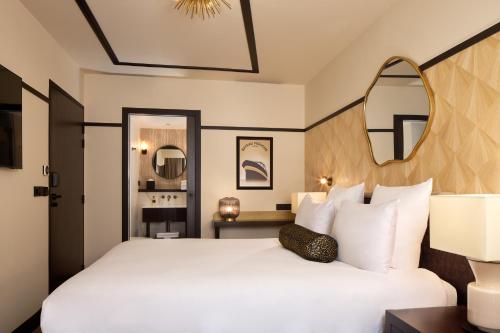 Executive Triple Room