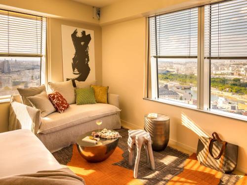 JUNIOR SUITE PANORAMIC TOUR EIFFEL