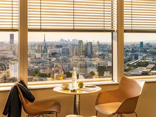 JUNIOR SUITE PANORAMIC TOUR EIFFEL