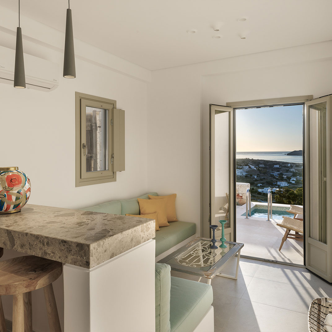 Suite With Private Swimming Pool