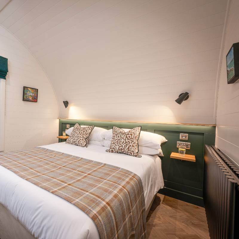 2 Bedroomed Pod with Bathroom