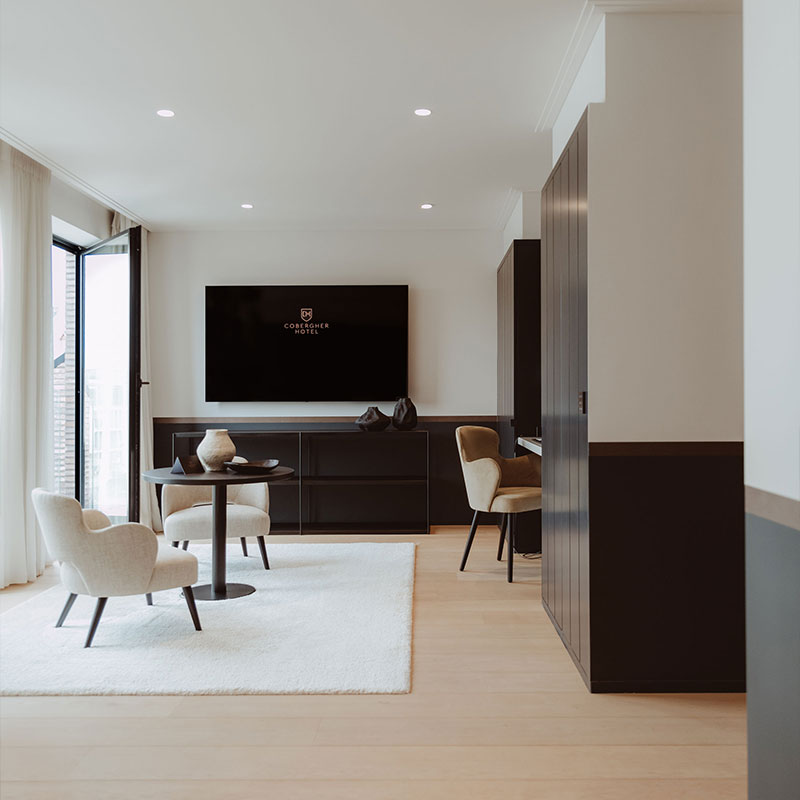Glorious riverfront room