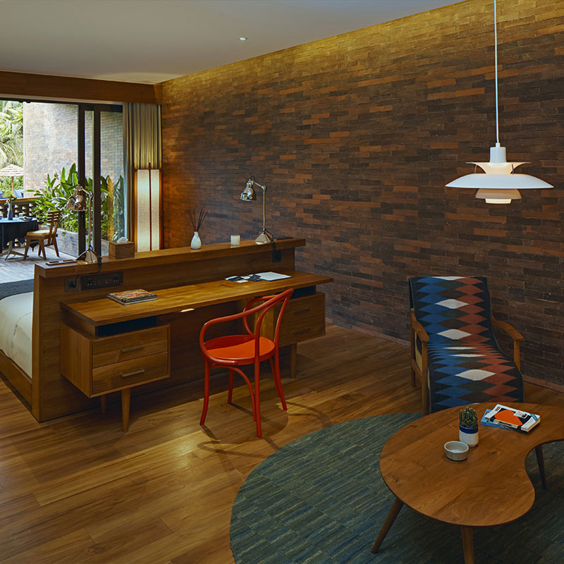 Island Suites